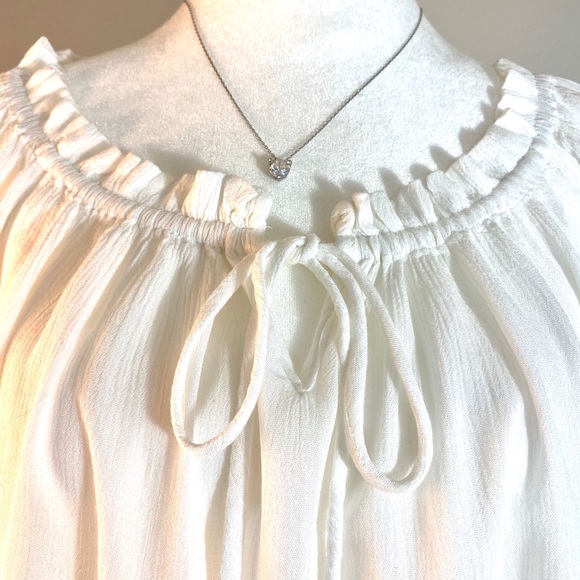 Wilde Heart Lace Sleeve Top - Picture 7 of 14